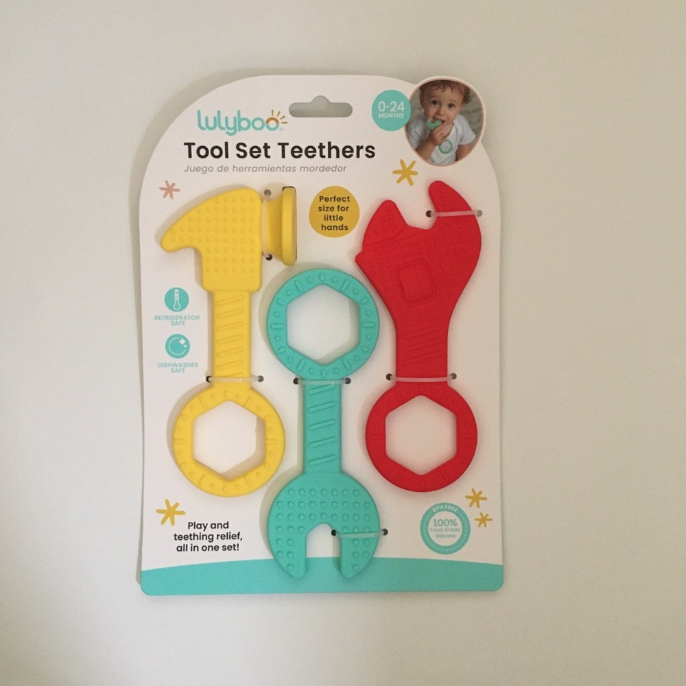 Tool Set Silicone Teethers Refrigerator Safe Dishwasher Safe BPA free 0-24M